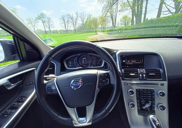 Volvo XC 60 cena 79000 przebieg: 280000, rok produkcji 2017 z Chojnice małe 497